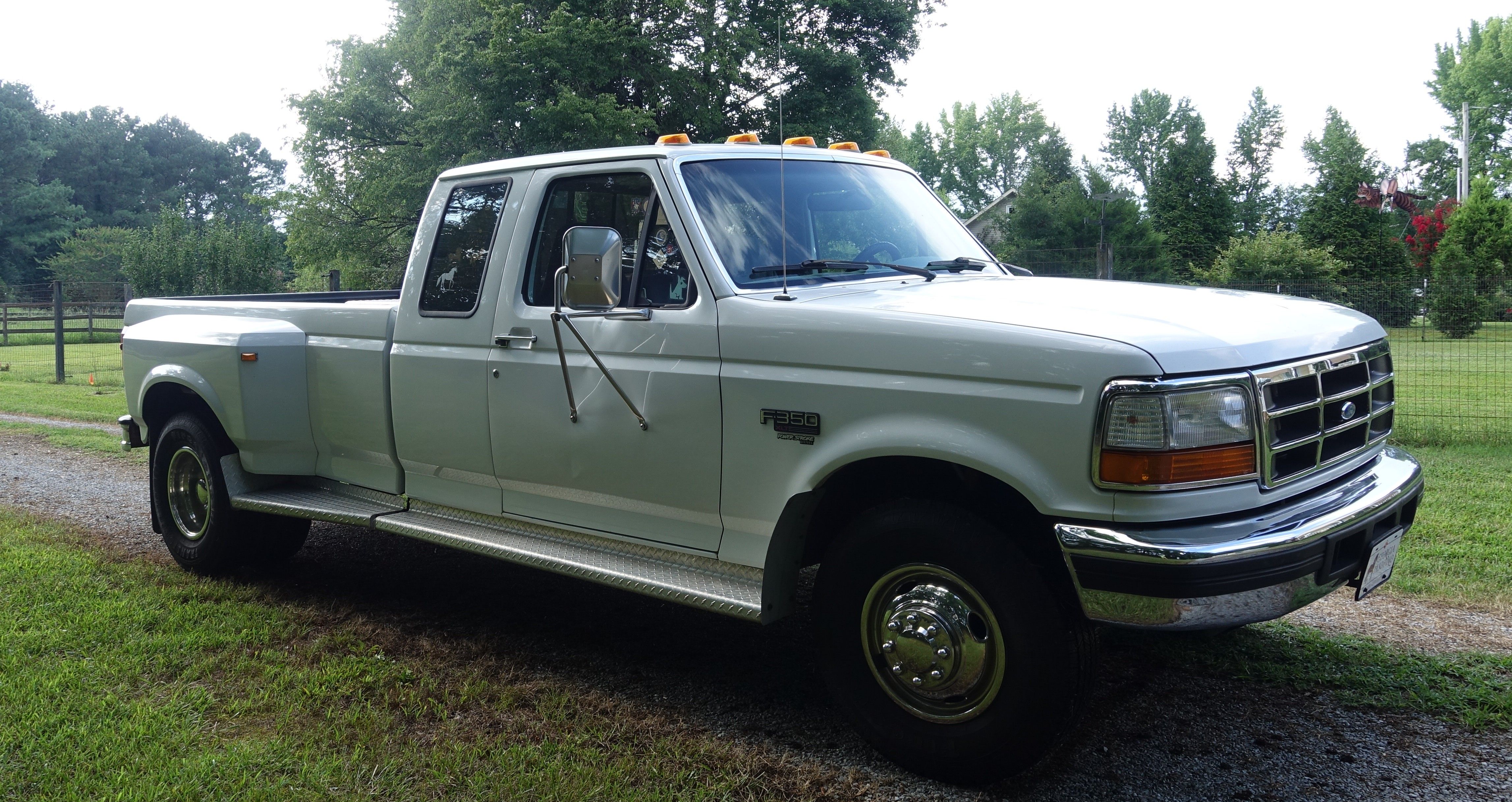 Used 1997 Ford F350 2WD SuperCab DRW image 8