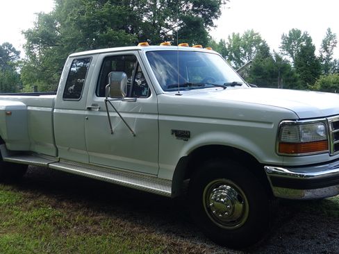 Used 1997 Ford F350 2WD SuperCab DRW image 8