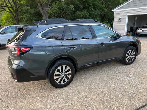 Used 2021 Subaru Outback Premium AWD/4WD image 11