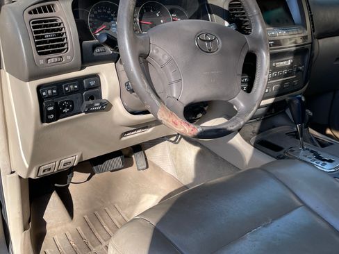 Used 2003 Toyota Land Cruiser AWD/4WD image 10
