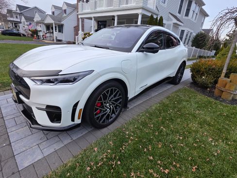 Used 2023 Ford Mustang Mach-E GT image 6