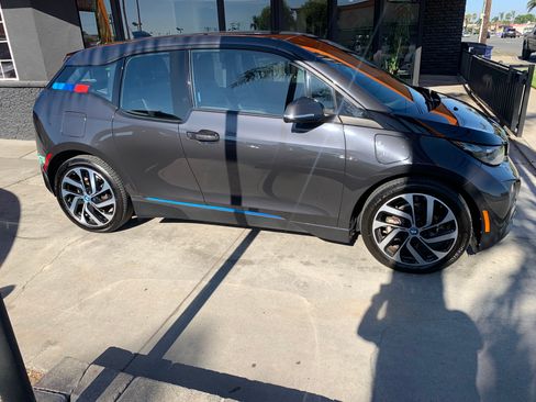 Used 2014 BMW i3 w/ Range Extender image 2