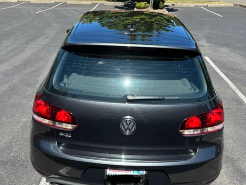 Used 2013 Volkswagen Golf 2-Door FWD image 4