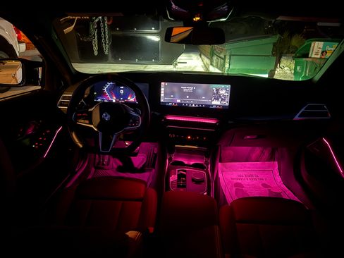 Used 2025 BMW M340i xDrive w/ Premium Package image 4