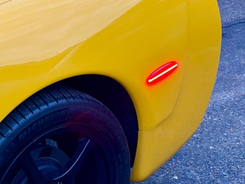 Used 2004 Chevrolet Corvette Convertible w/ Preferred Equipment Group image 22