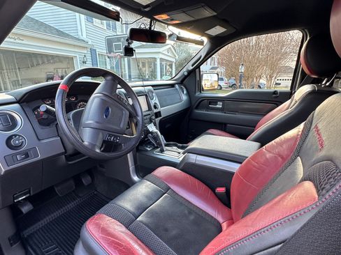 Used 2014 Ford F150 Raptor w/ Equipment Group 801A Luxury image 19