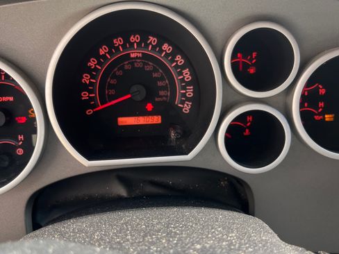 Used 2010 Toyota Tundra SR5 image 7