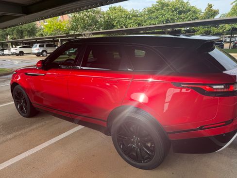 Used 2020 Land Rover Range Rover Velar S AWD/4WD image 4