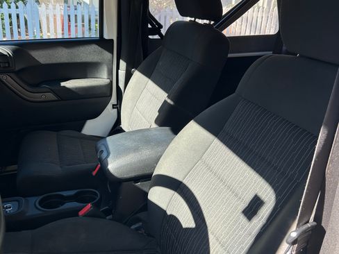 Used 2012 Jeep Wrangler Sport image 11