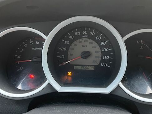 Used 2009 Toyota Tacoma 2WD Regular Cab image 14