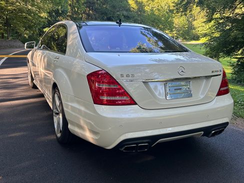 Used 2012 Mercedes-Benz S 63 AMG w/ AMG Performance Pkg image 1