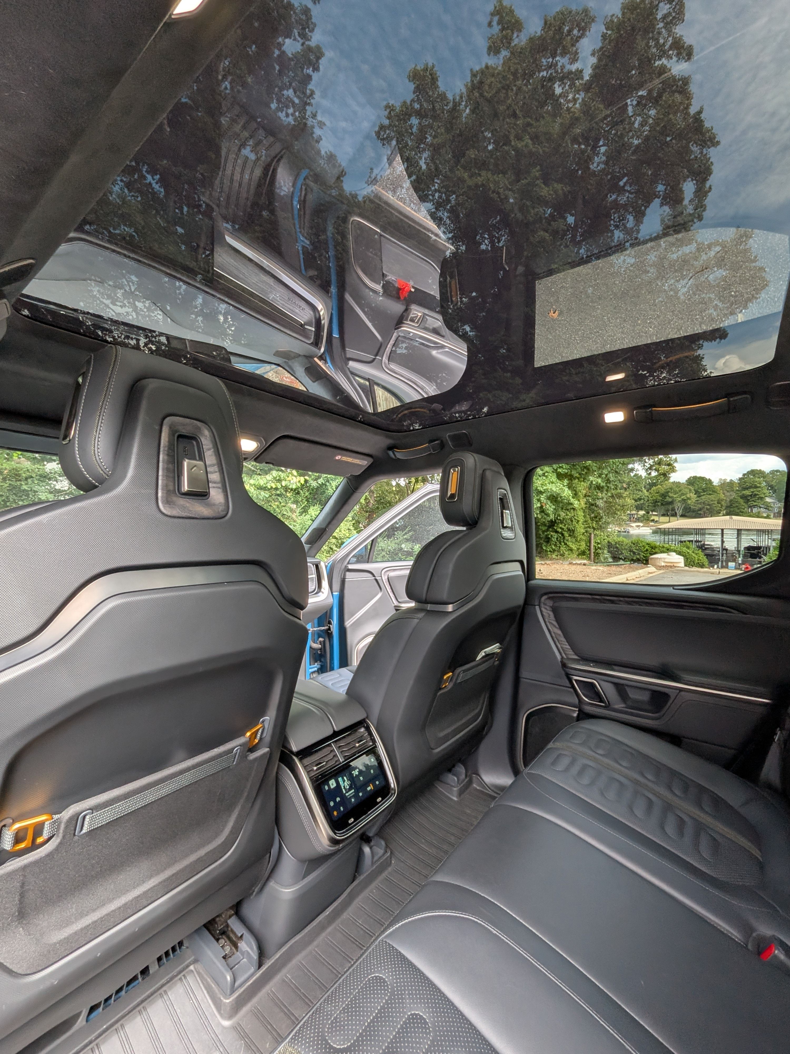 Used 2022 Rivian R1T Launch Edition AWD/4WD image 17
