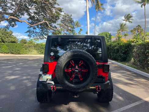 Used 2017 Jeep Wrangler Unlimited Sport w/ Max Tow Package image 2