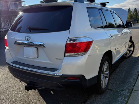 Used 2013 Toyota Highlander Limited image 14