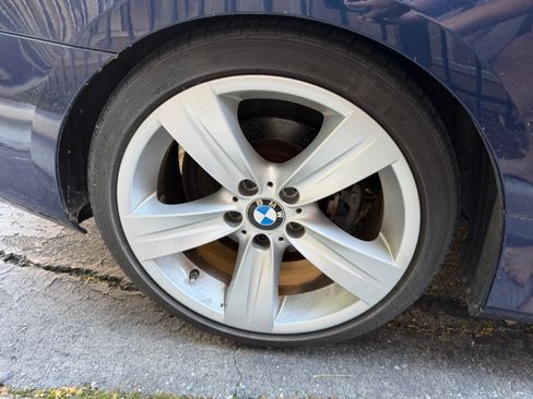 Used 2011 BMW 328i Convertible image 15