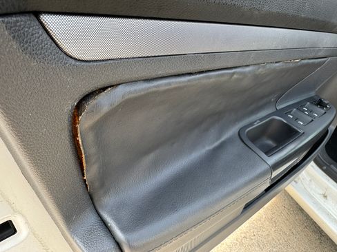 Used 2009 Volkswagen Jetta SE image 4