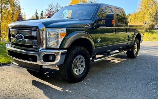 Used 2011 Ford F250 Lariat w/ Lariat Interior Pkg AWD/4WD image 11
