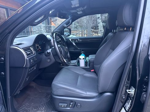 Used 2023 Lexus GX 460 Premium image 6