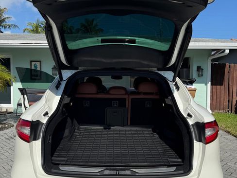 Used 2019 Maserati Levante S GranLusso image 21