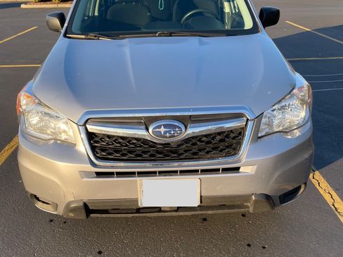 Used 2015 Subaru Forester 2.5i image 2