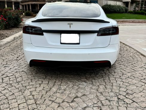 Used 2021 Tesla Model S Long Range AWD/4WD image 2