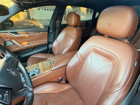 Used 2017 Maserati Quattroporte S GranLusso Q4 image 11