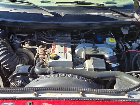 Used 1998 Dodge Ram 2500 Truck 4x4 Quad Cab image 14