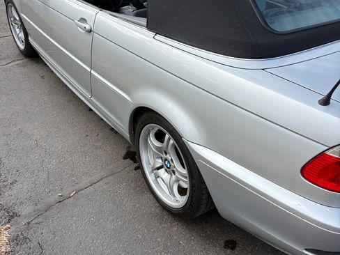 Used 2006 BMW 330Ci Convertible image 4