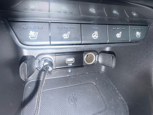 Used 2022 Kia Sportage EX w/ EX Technology Package FWD image 12