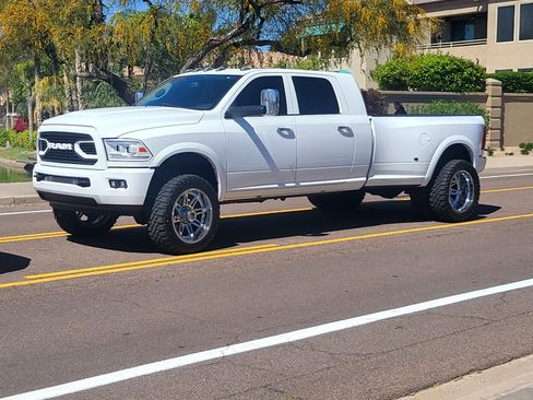 Used 2010 Dodge Ram 3500 Truck Laramie w/ Chrome Accents Group image 6