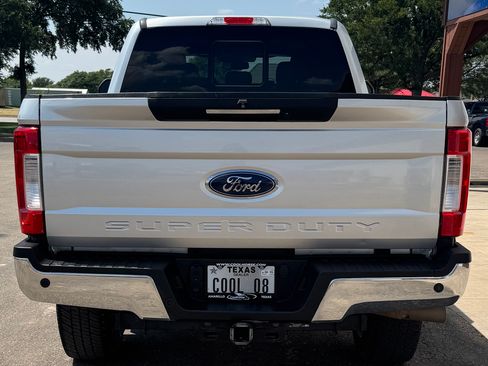 Used 2017 Ford F250 Lariat w/ Lariat Ultimate Package image 6