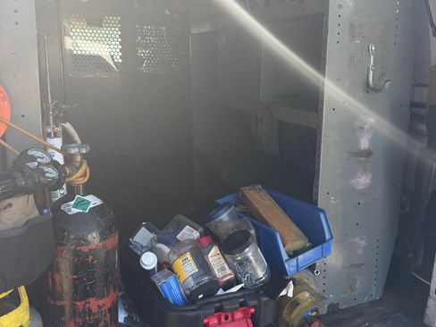 Used 2006 GMC Savana 2500 w/ Savana Pro Plus Package image 5