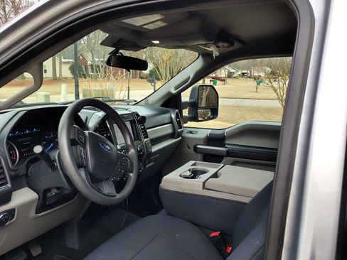 Used 2022 Ford F250 XLT image 6