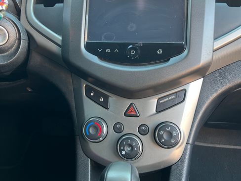 Used 2016 Chevrolet Sonic LT image 11