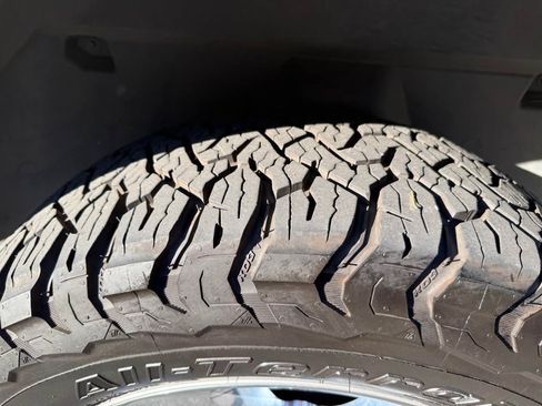 Used 2016 RAM 1500 Big Horn AWD/4WD image 11