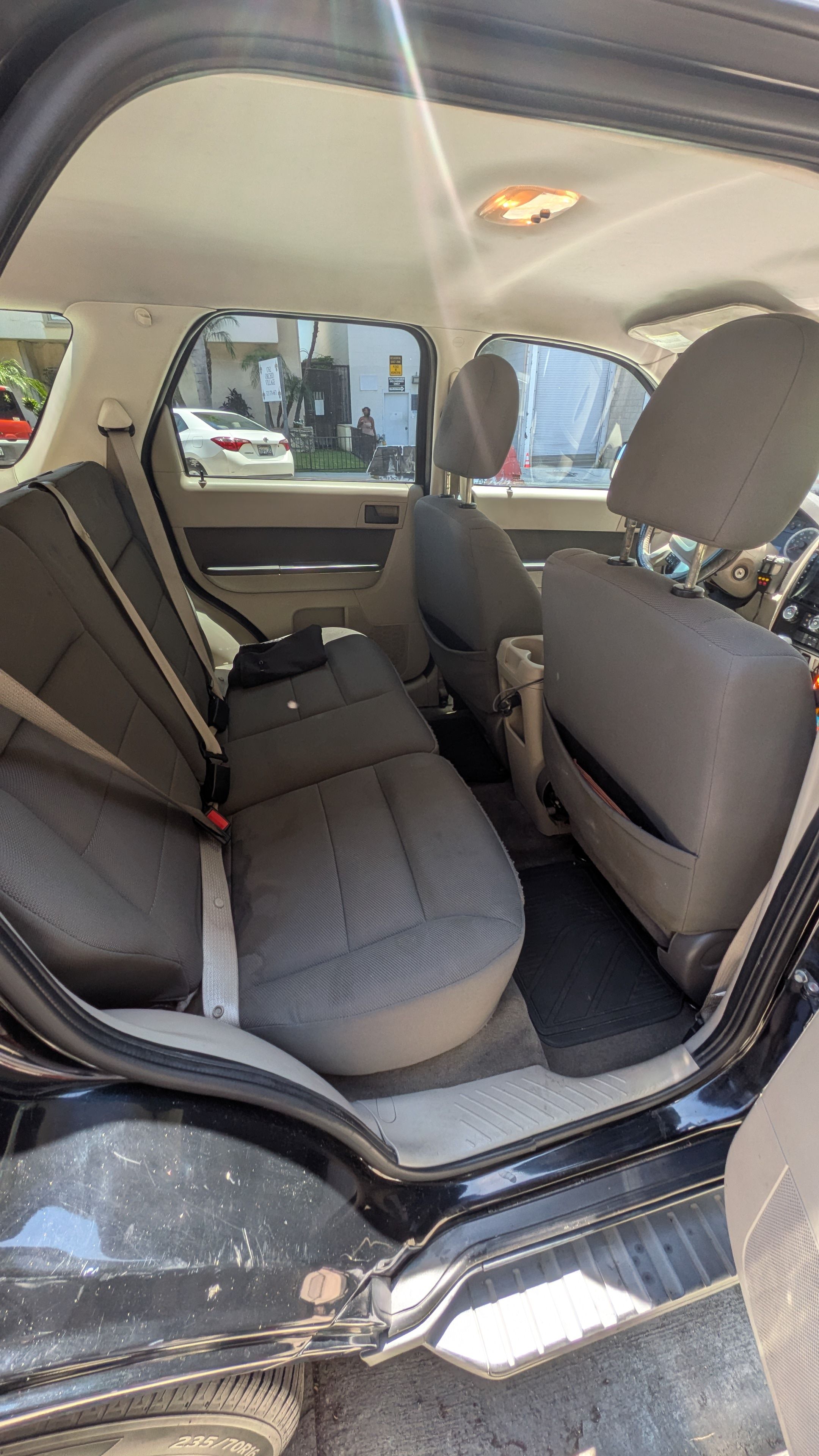 Used 2009 Ford Escape Limited FWD image 5