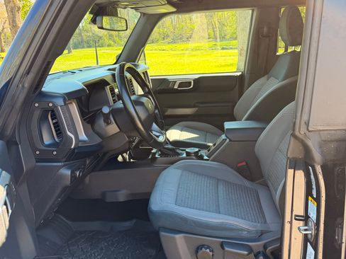 Used 2021 Ford Bronco Outer Banks image 10