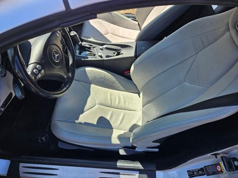 Used 2005 Mercedes-Benz SLK 350 image 12