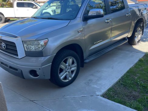 Used 2007 Toyota Tundra Limited image 1