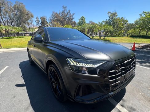 Used 2019 Audi Q8 Prestige w/ Luxury Package AWD/4WD image 6