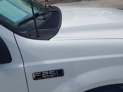 Used 1999 Ford F250 4x4 Crew Cab Super Duty image 13