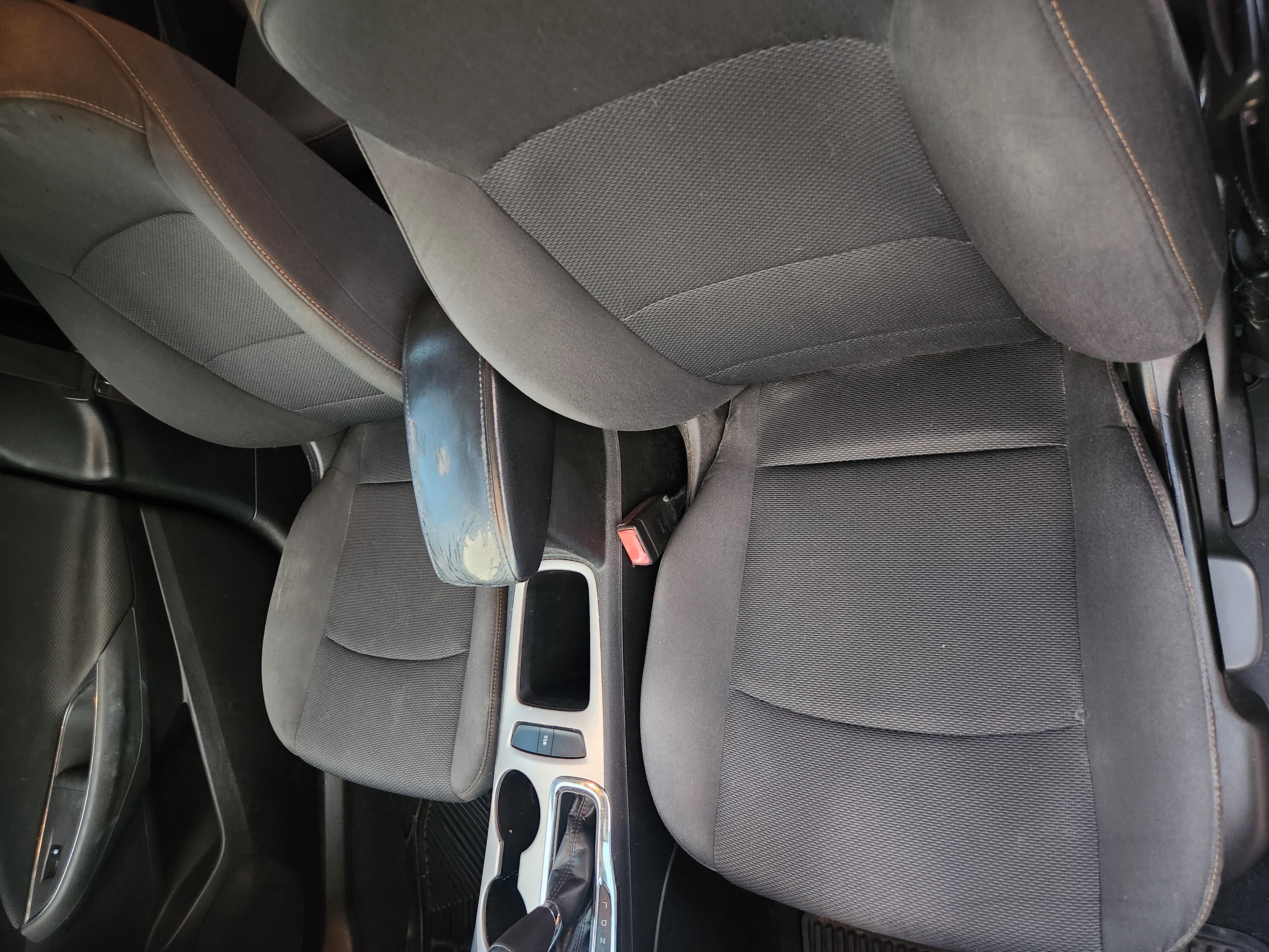 Used 2017 Chevrolet Cruze LS FWD image 8