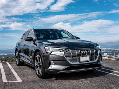 Used 2019 Audi e-tron Prestige w/ Prestige Package