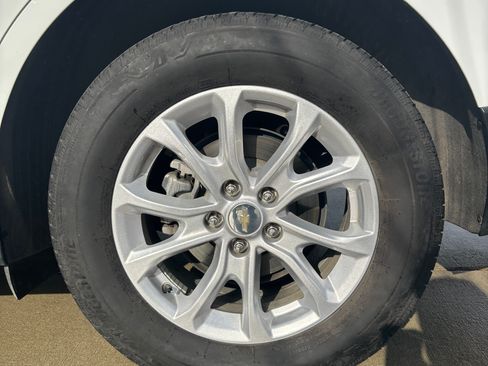 Used 2019 Chevrolet Equinox LT image 21