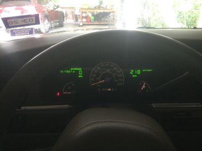 Used 2004 Lincoln Town Car Signature