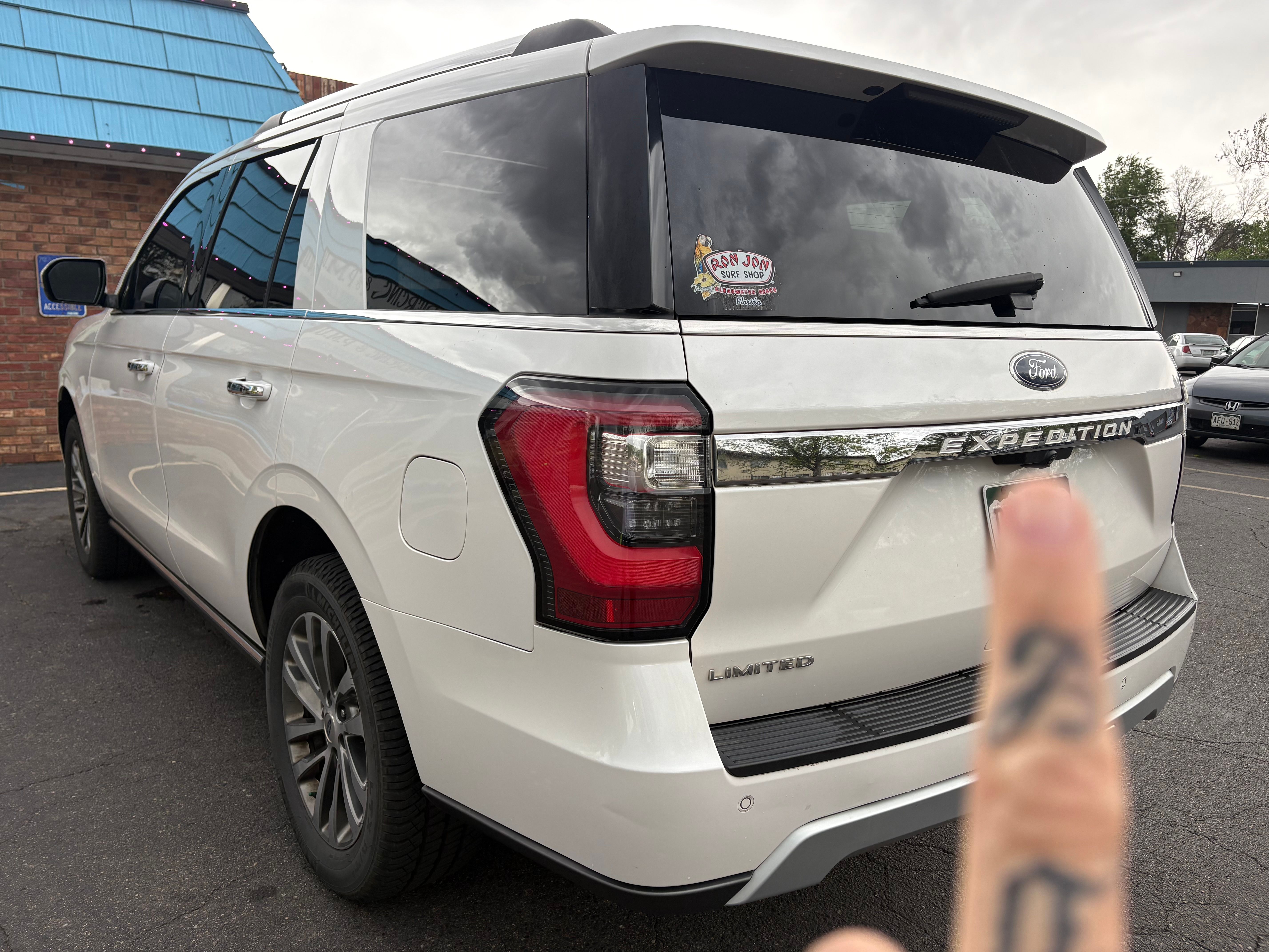 Used 2018 Ford Expedition Limited w/ Equipment Group 301A AWD/4WD image 11