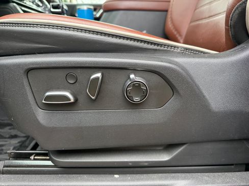 Used 2023 GMC Sierra 1500 Denali Ultimate image 10