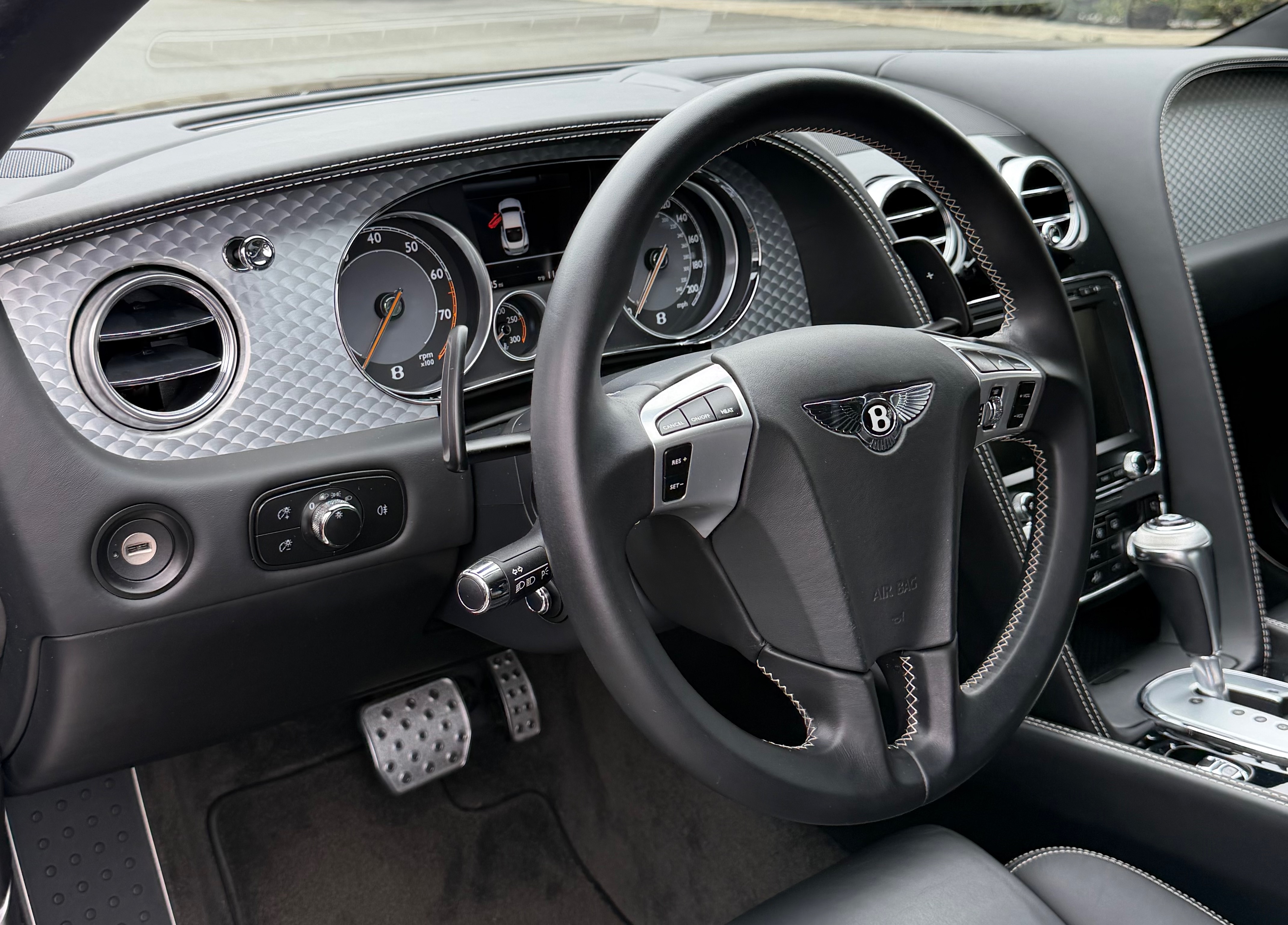 Used 2012 Bentley Continental GT AWD/4WD image 21