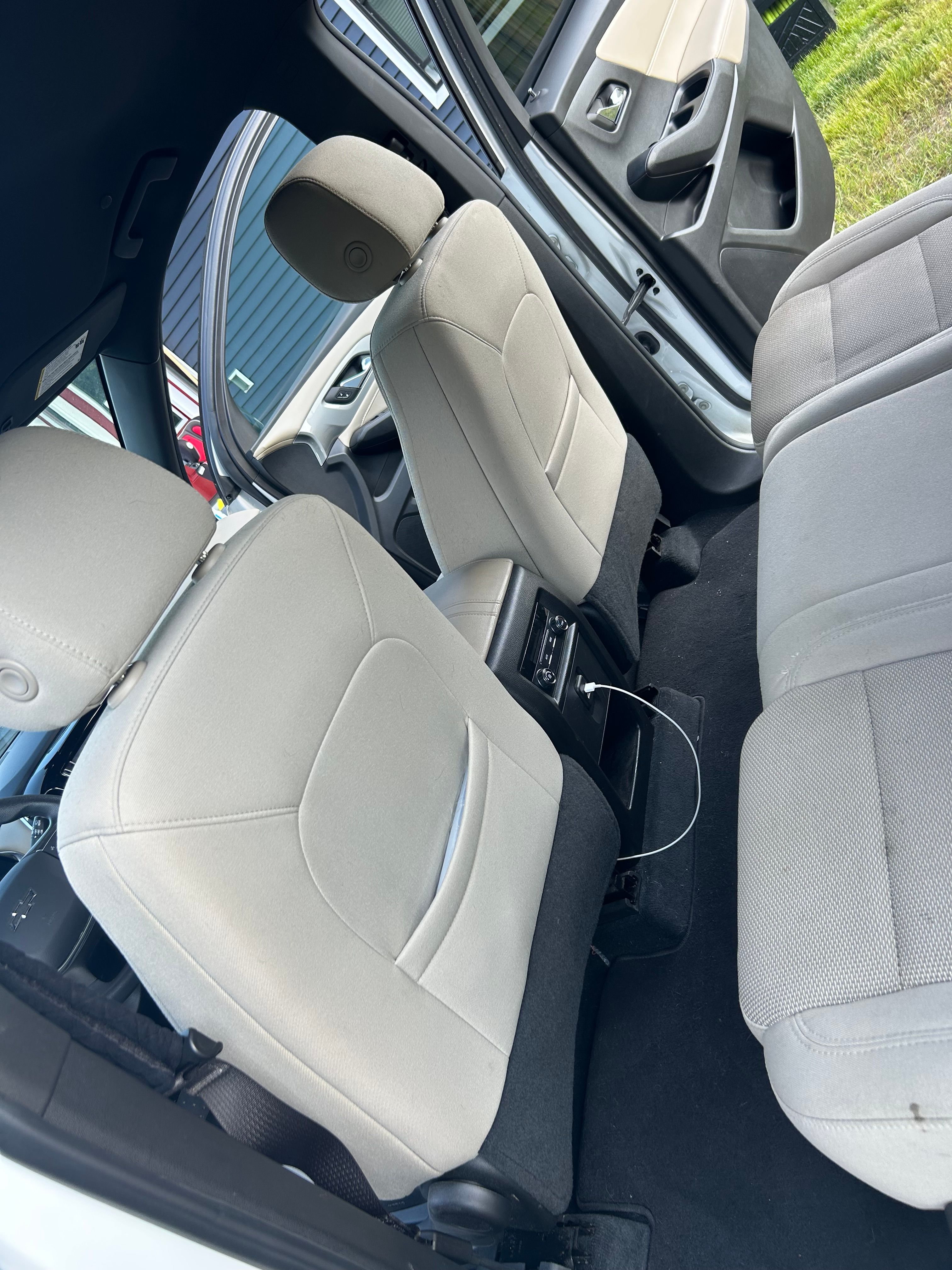 Used 2022 Chevrolet Traverse LS w/ Midnight/Sport Edition AWD/4WD image 12