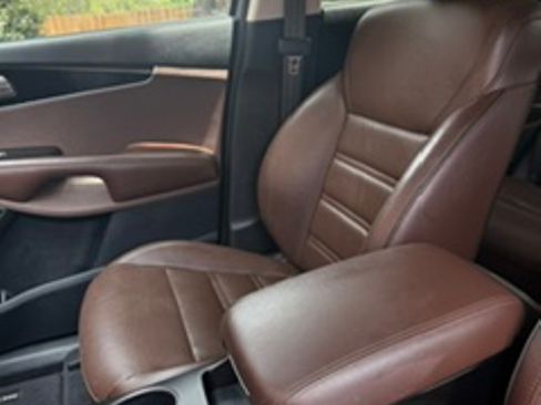 Used 2020 Kia Sorento SX FWD image 12